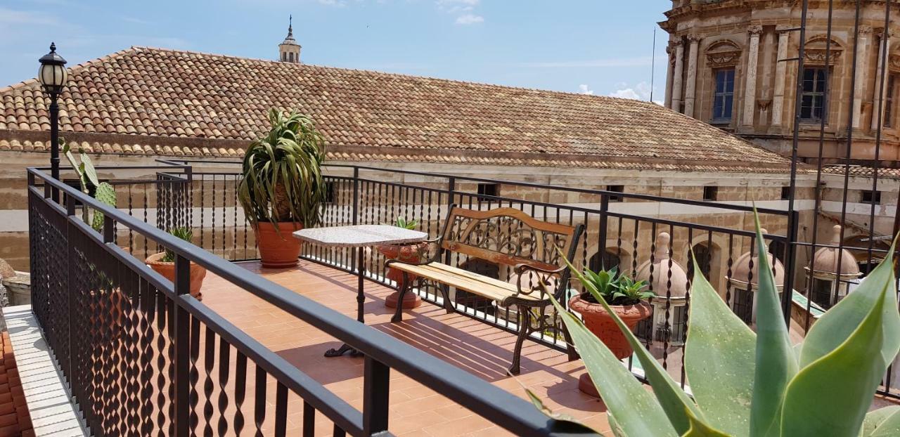 Palazzo Viola Suite Panoramica Palermo Exteriör bild